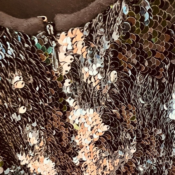 NAEEM KHAN Silver Black Sequin Sheath Open Back Dress - Picture 9 of 16